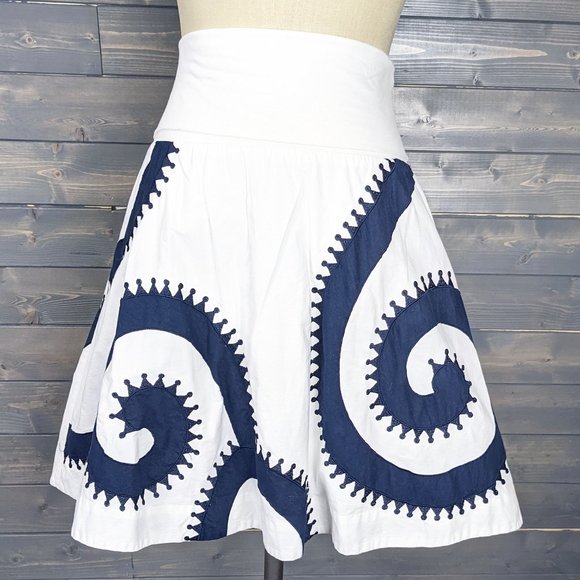 Anthropologie Dresses & Skirts - Anthropologie Lithe White & Navy Blue Skirt